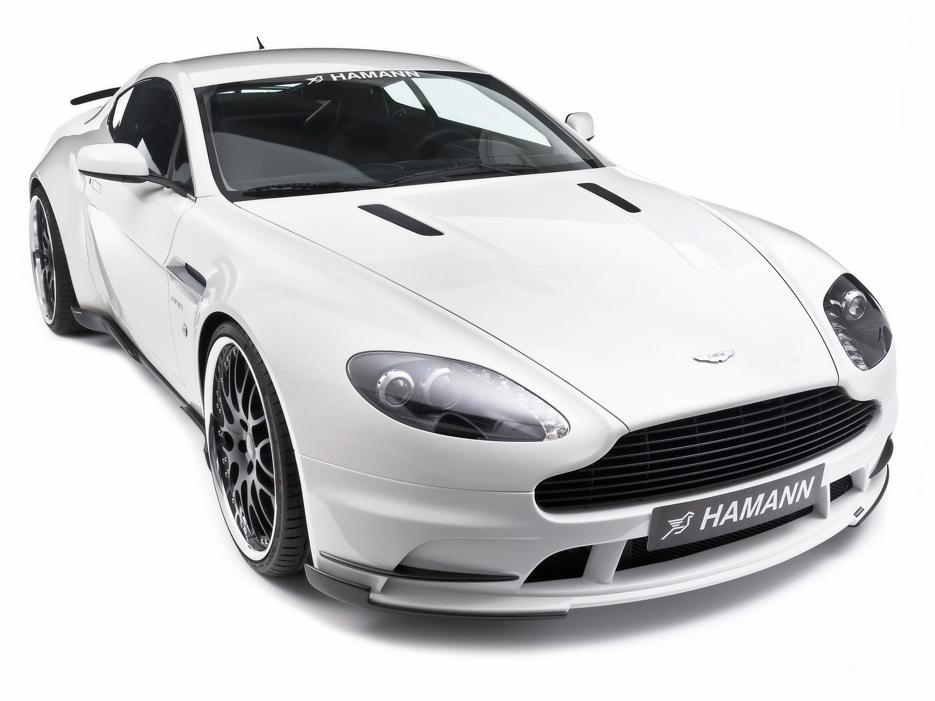 2009-Hamann-Aston-Martin-V8-Vantage-Front-Angle-Top-1920x1440.jpg